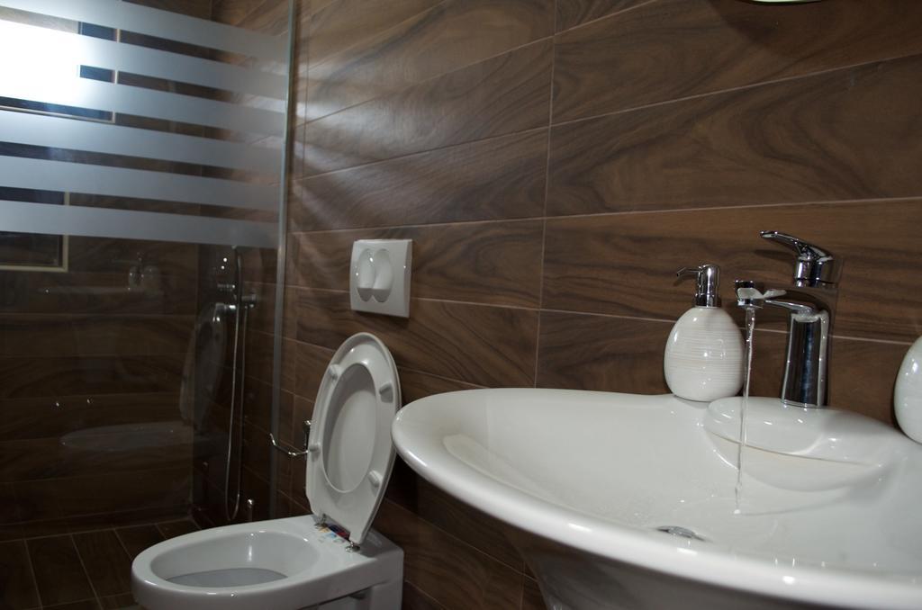 Flo Apartments Ulcinj Exterior foto